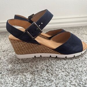 Gabor NEW navy suede wedge sandal with woven detail